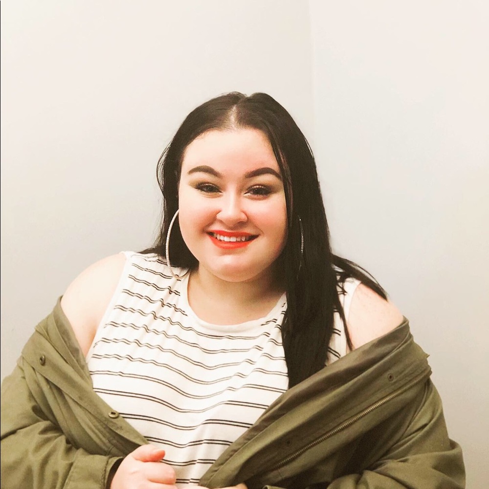 Meet your Posher, Hannah